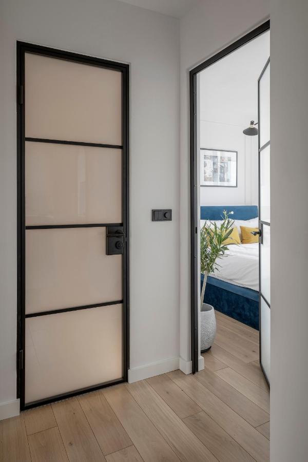 Stylowy Apartament Przy Metrze Warschau Exterior foto